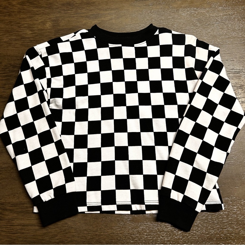 Forever 21 cropped checkered long sleeve